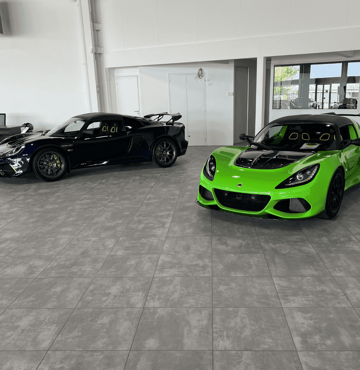 Modular flooring in automotive showroom